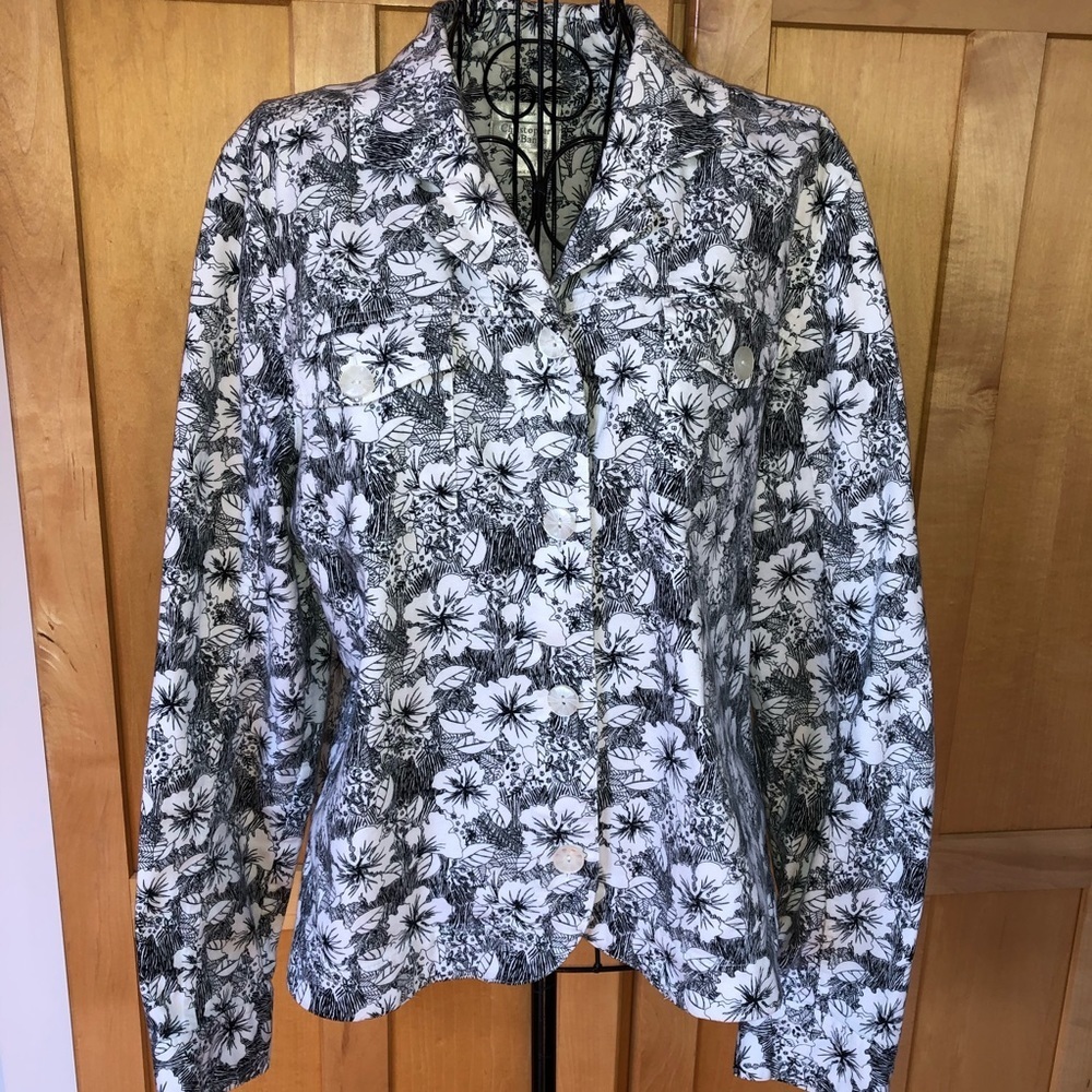 Christopher & Banks black & white floral Jacket Large